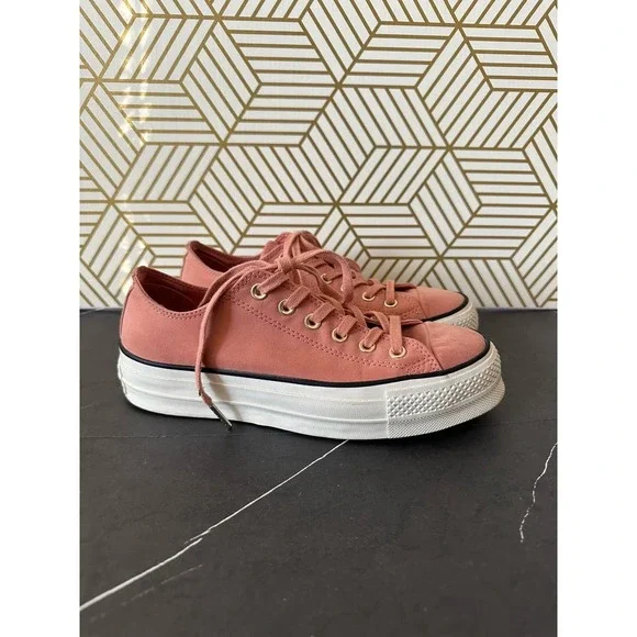 Converse leather deals pink blush